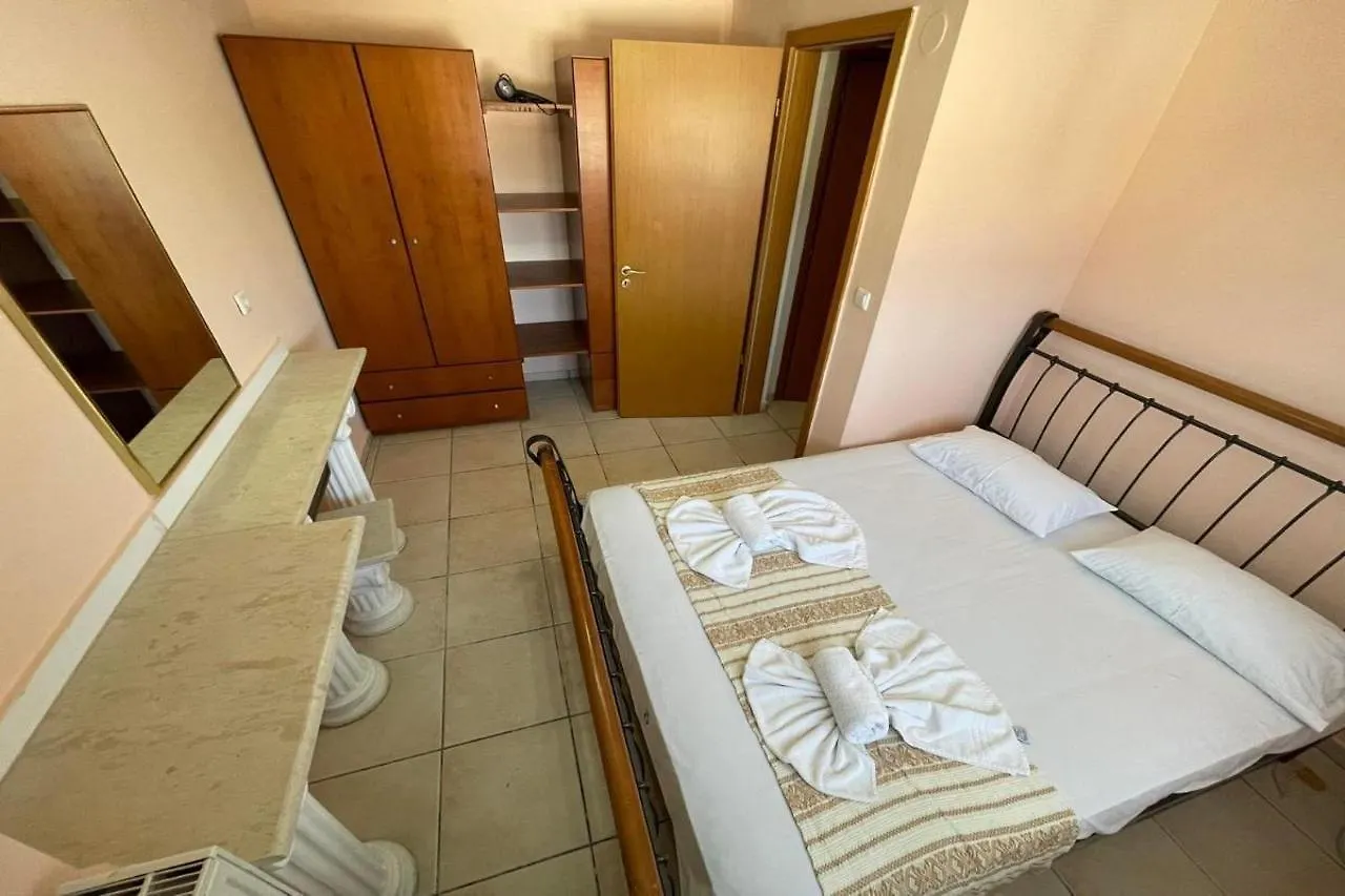 ***  Calypso Hotel Siviri Grecia